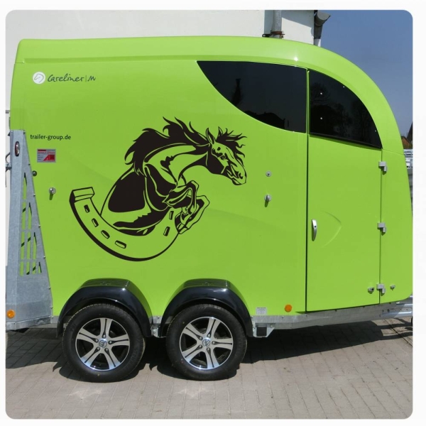 Springreiten Hufeisen Pferd Pferdeanhänger Pferdetransporter Aufkleber Sticker Auto  PFA019